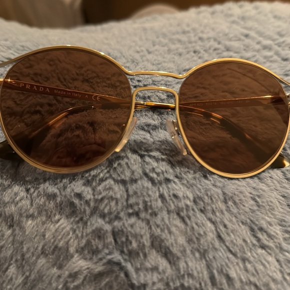Authentic Prada 62S sunglasses, great condition!!!!!! - Picture 7 of 8